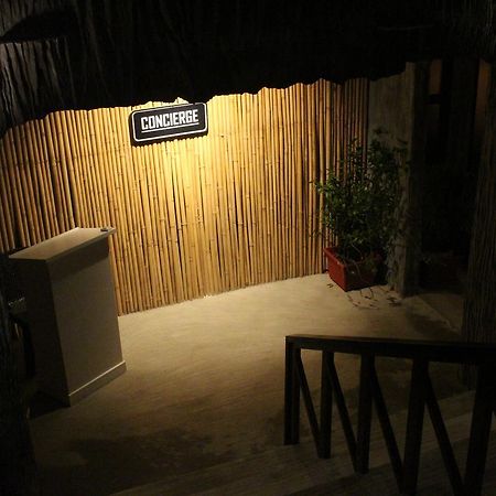 The Cavern Pod Hotel & Specialty Cafe El Nido Exteriör bild